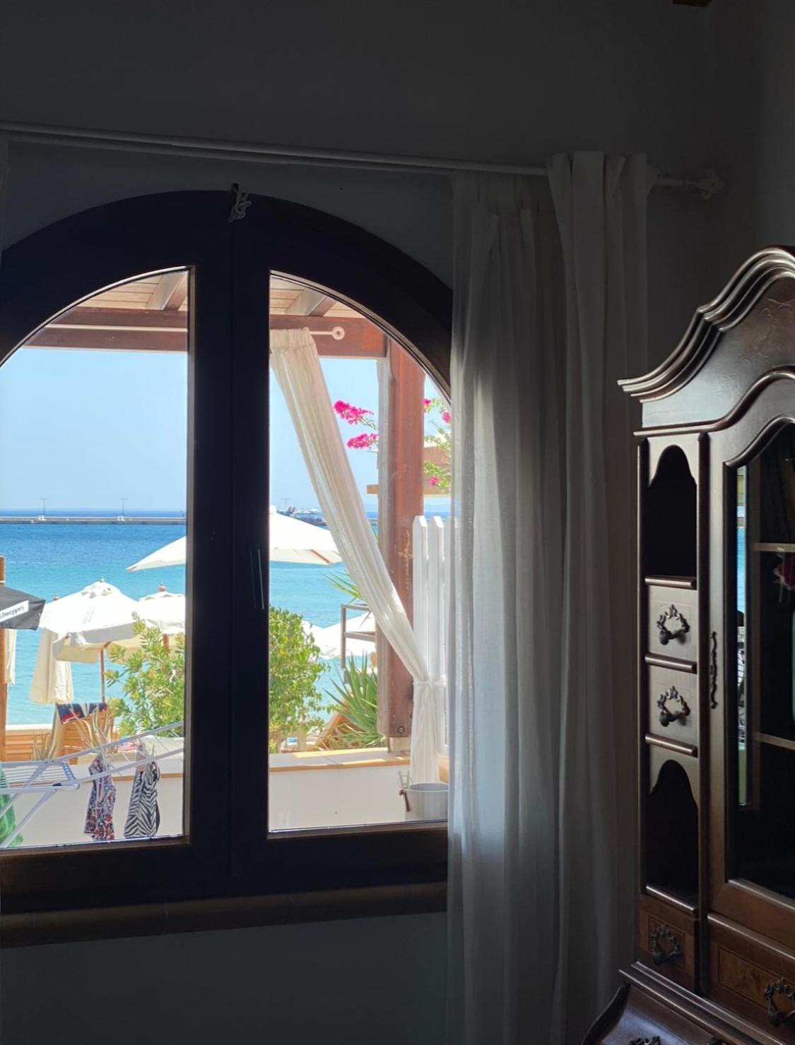 Beachfront House Pythagorion Exterior photo
